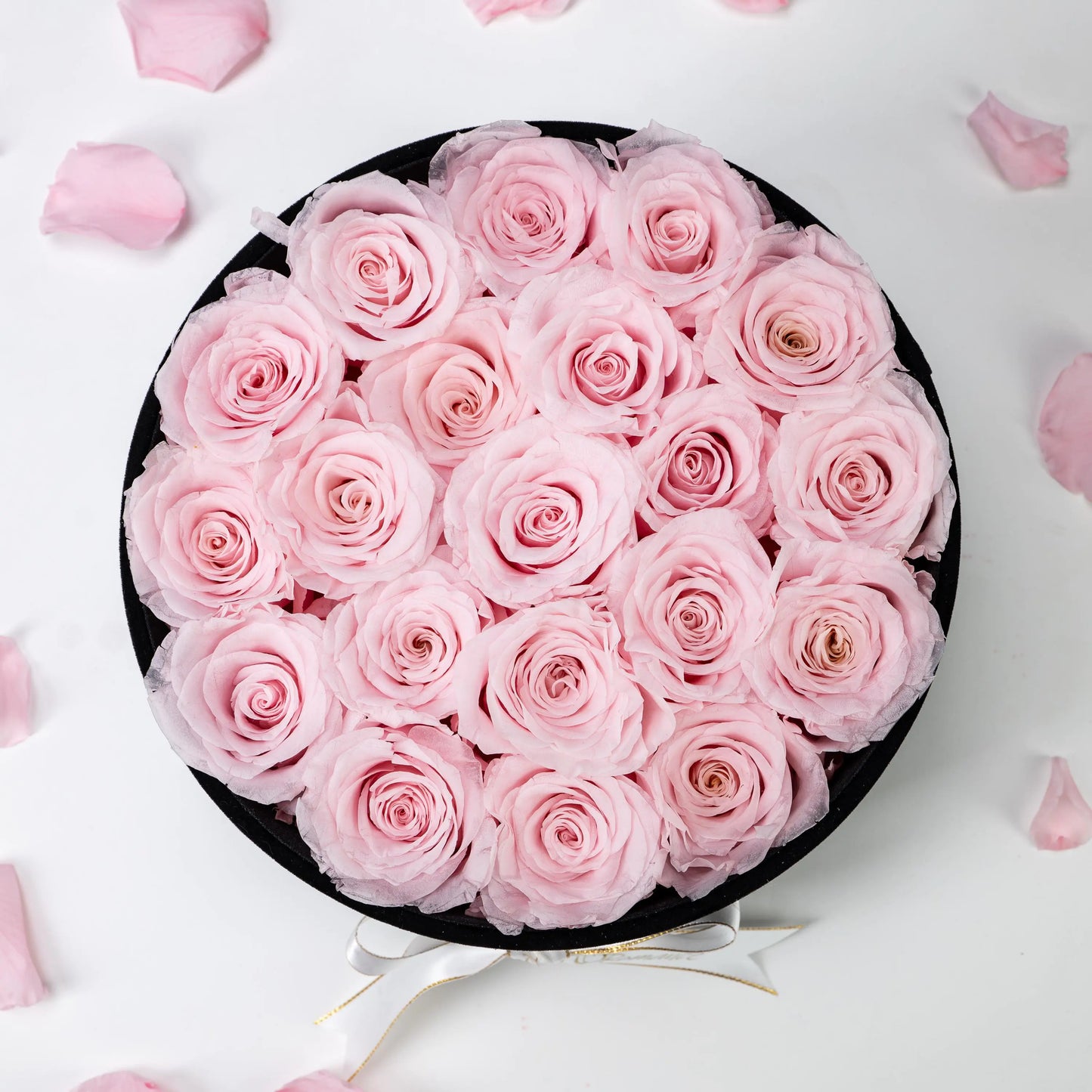 Bespoke Pink Roses in Medium Round Black Gift Box