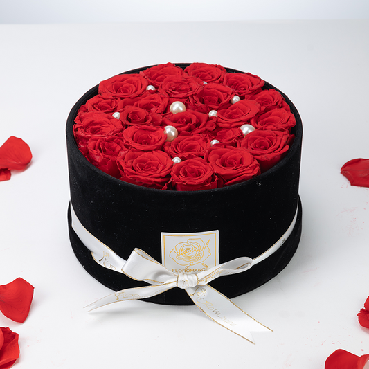 Bespoke Forever Roses | Medium Round Black Gift Box