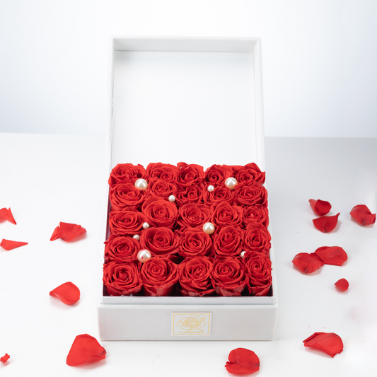 Bespoke Forever Roses | Medium Square White Gift Box