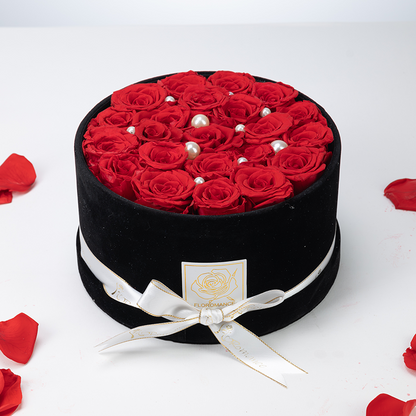 Bespoke Forever Roses | Small Round Black Gift Box