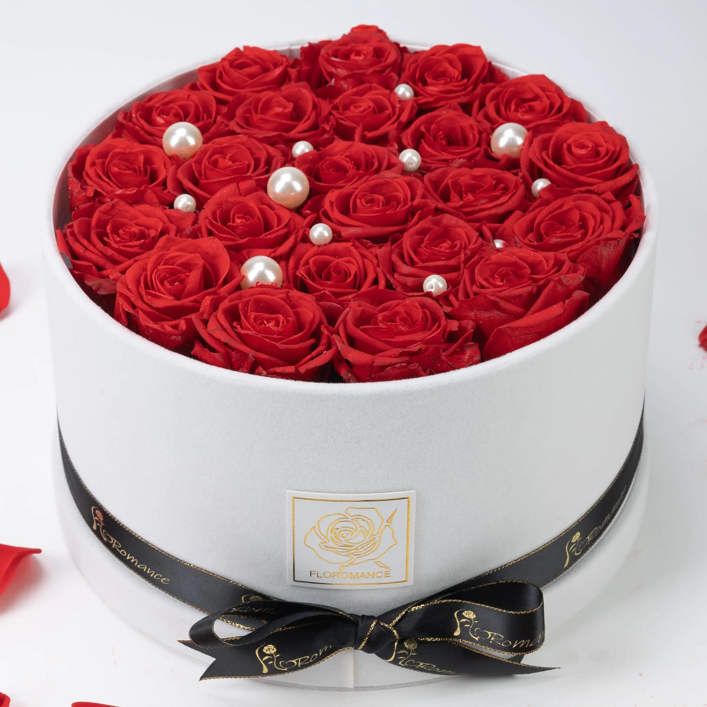 Floromance Bespoke Red Roses | Medium Round White Gift Box