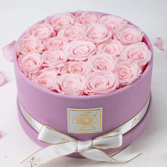 Floromance Bespoke Pink Roses | Medium Round Pink Gift Box