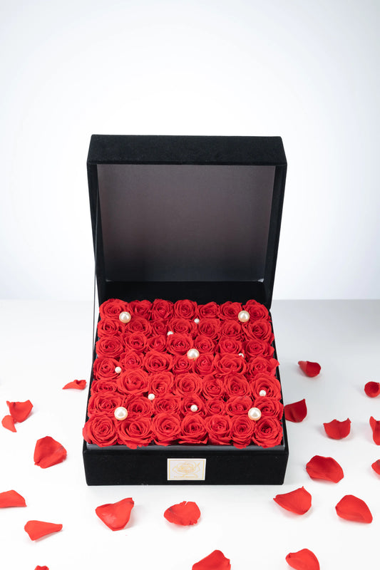 Floromance | Bespoke Red Roses | Large Square Black Gift Box