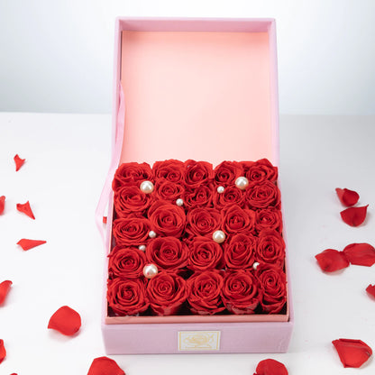 Floromance | Bespoke Red Roses | Medium Square Pink Gift Box