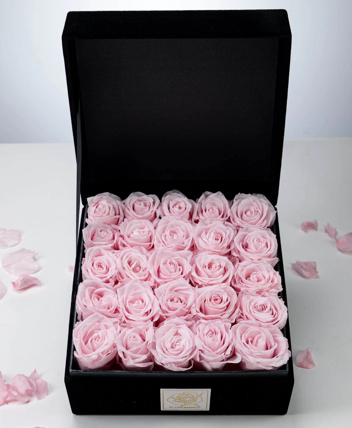 Pink Roses Floromance | Medium Square Black Gift Box