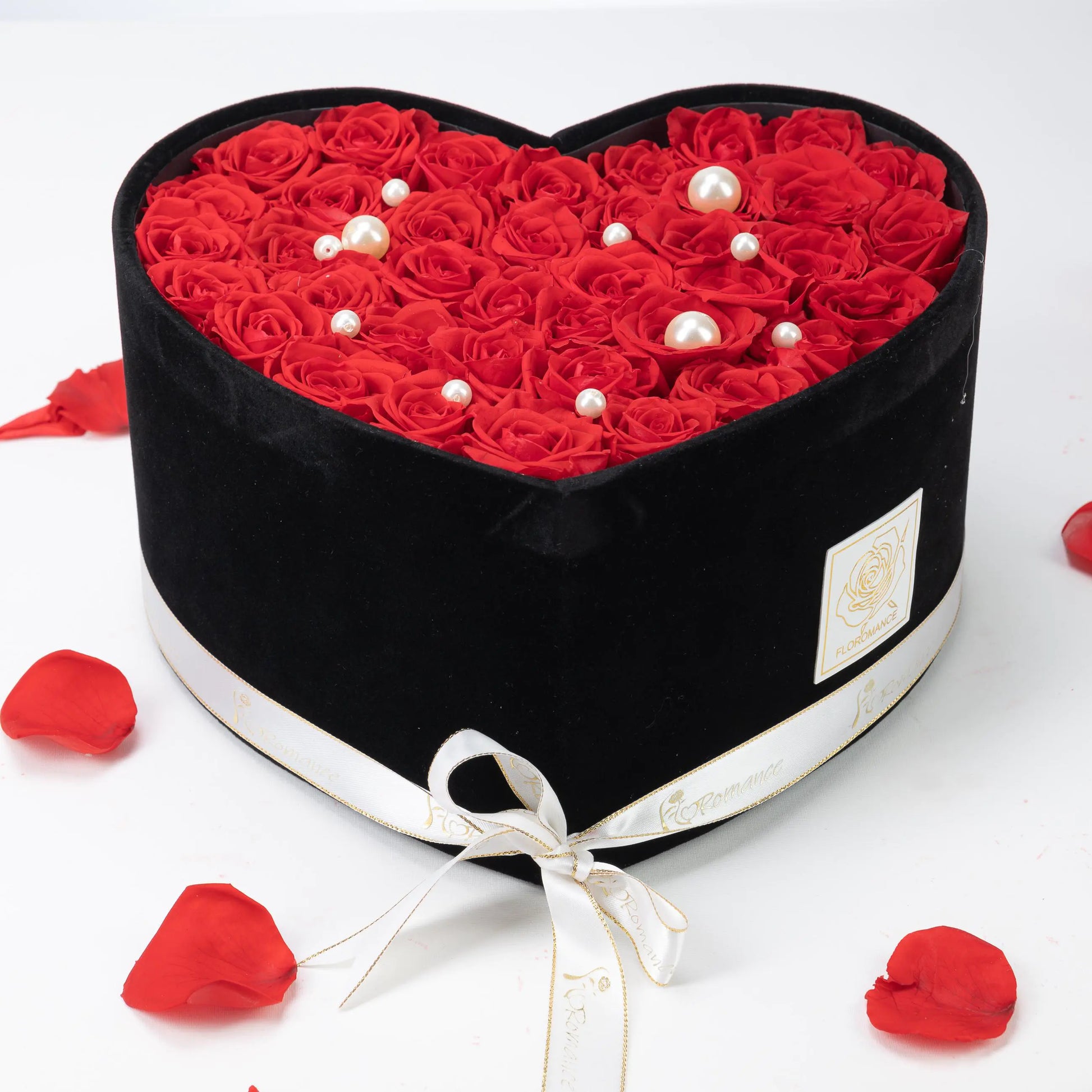 Floromance | Bespoke Red Roses | Large Heart Black Gift Box