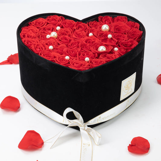Floromance | Bespoke Red Roses | Large Heart Black Gift Box