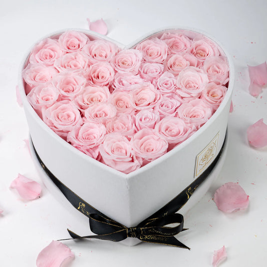 Floromance | Bespoke Pink Roses | Large Heart White Gift Box