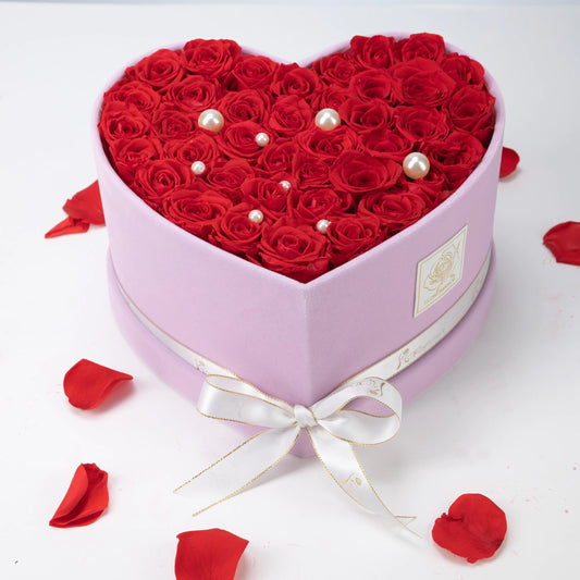 Bespoke Forever Roses | Large Heart Pink Gift Box